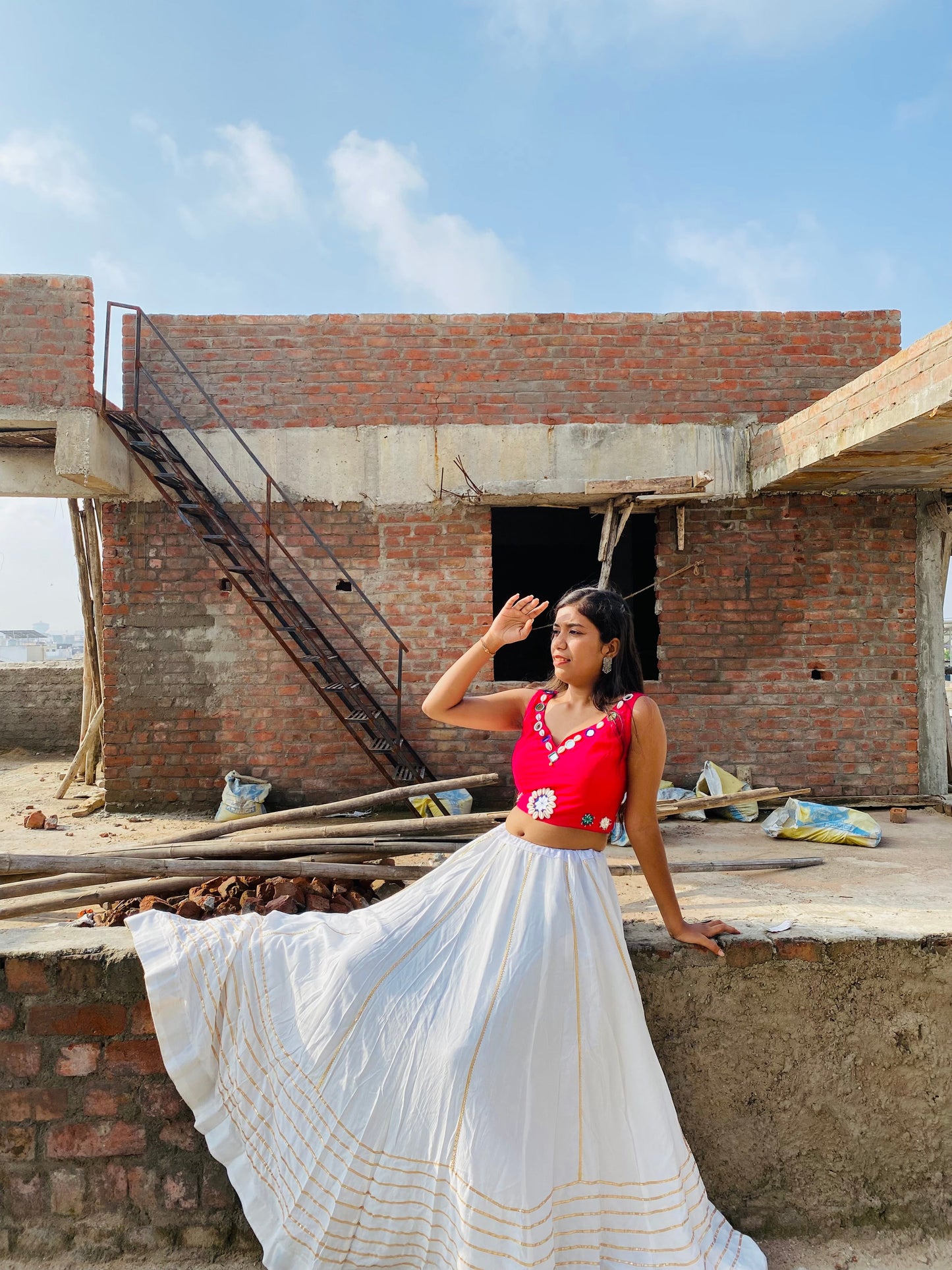 Gulabi goto padded crop top