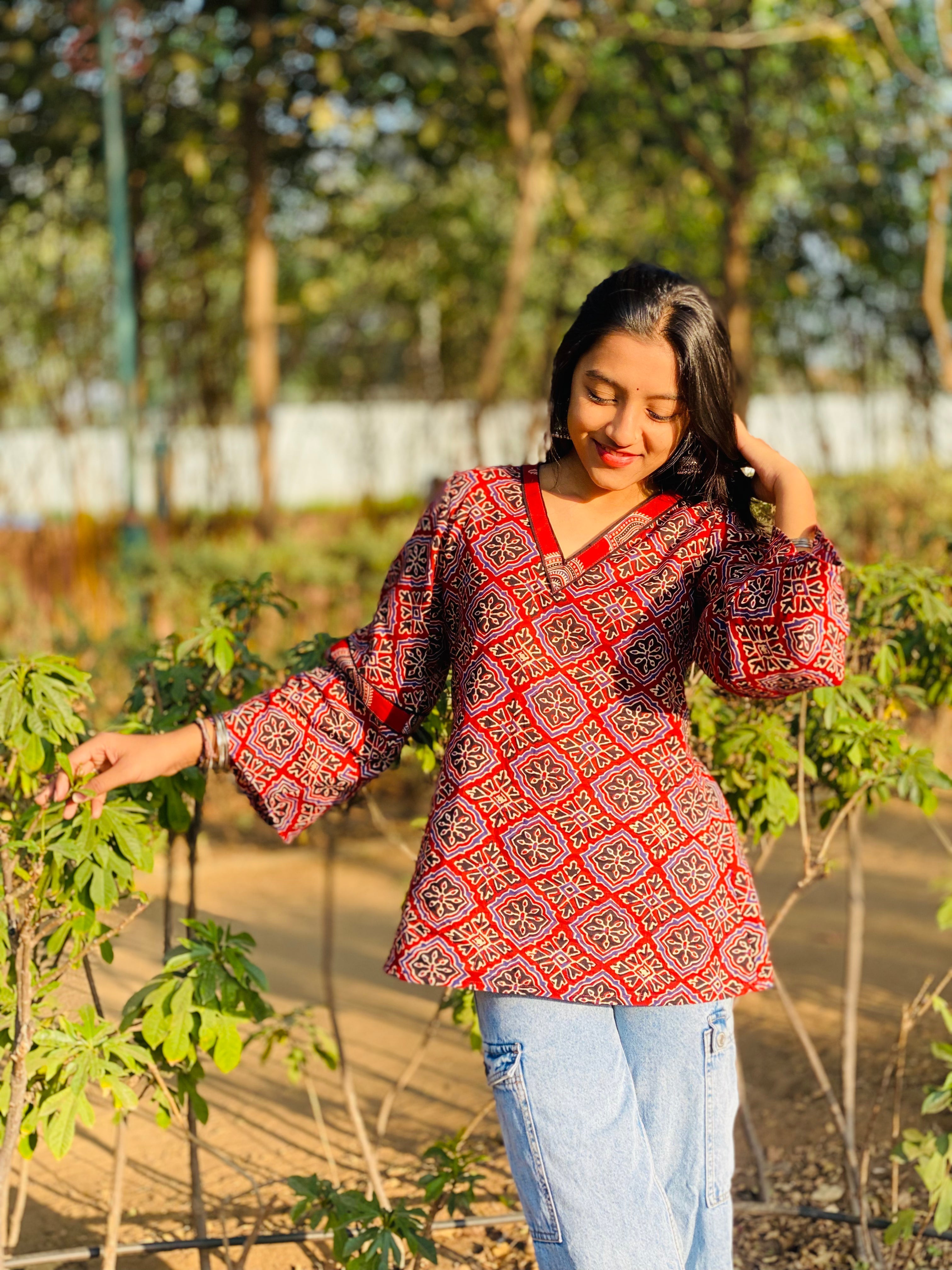 Azarak work short kurti