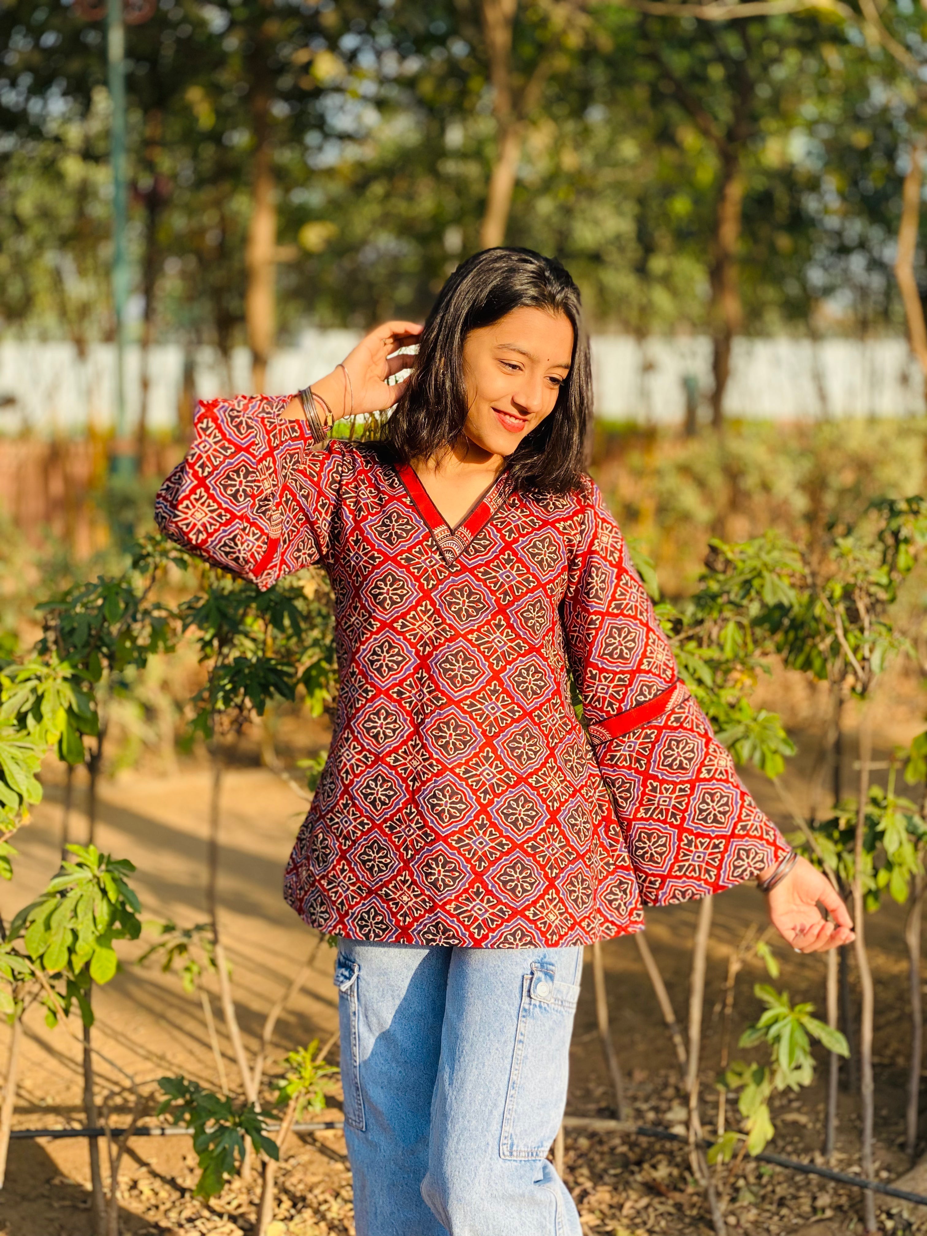 Azarak work short kurti