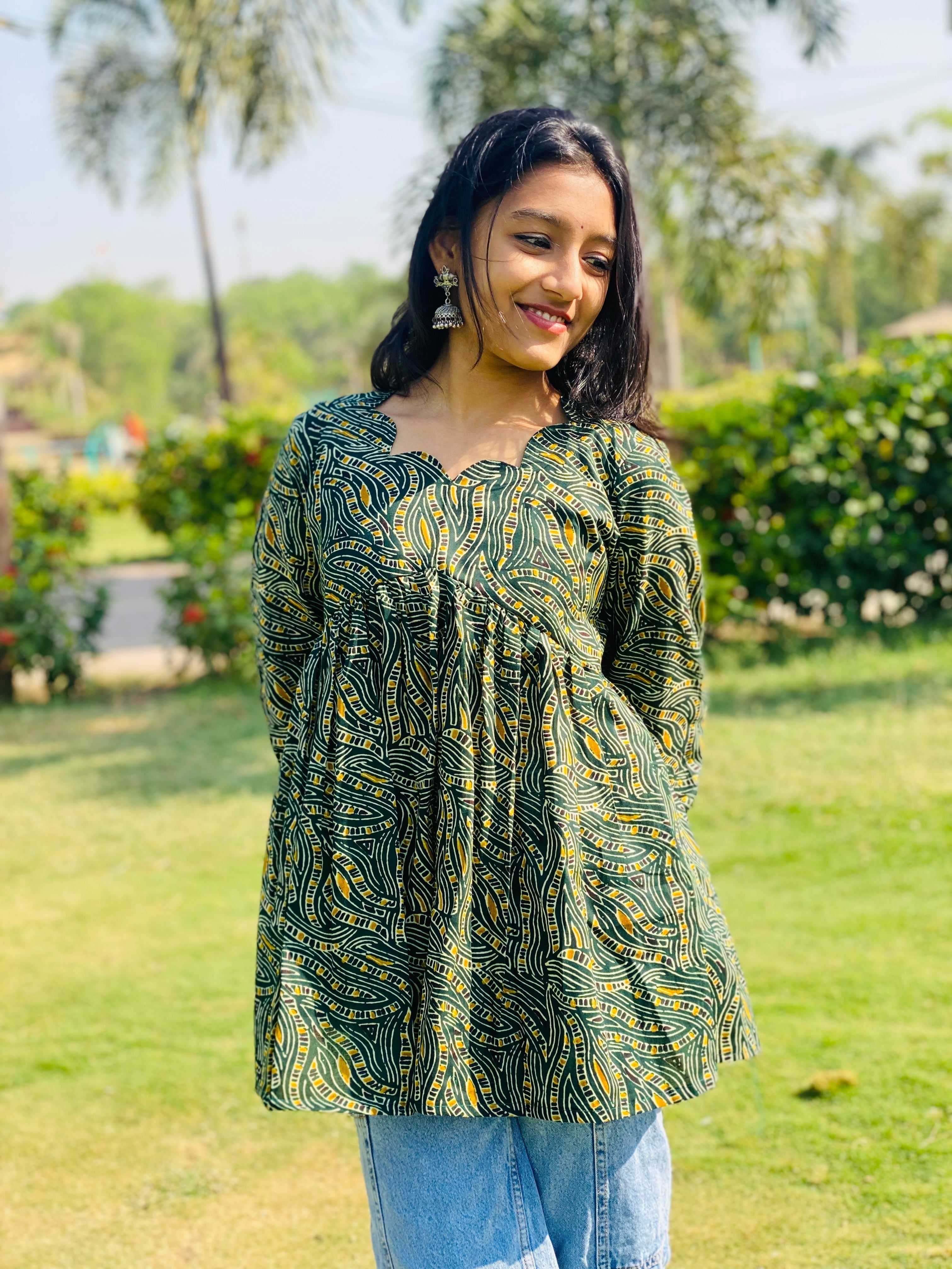 Green snake design short kurti