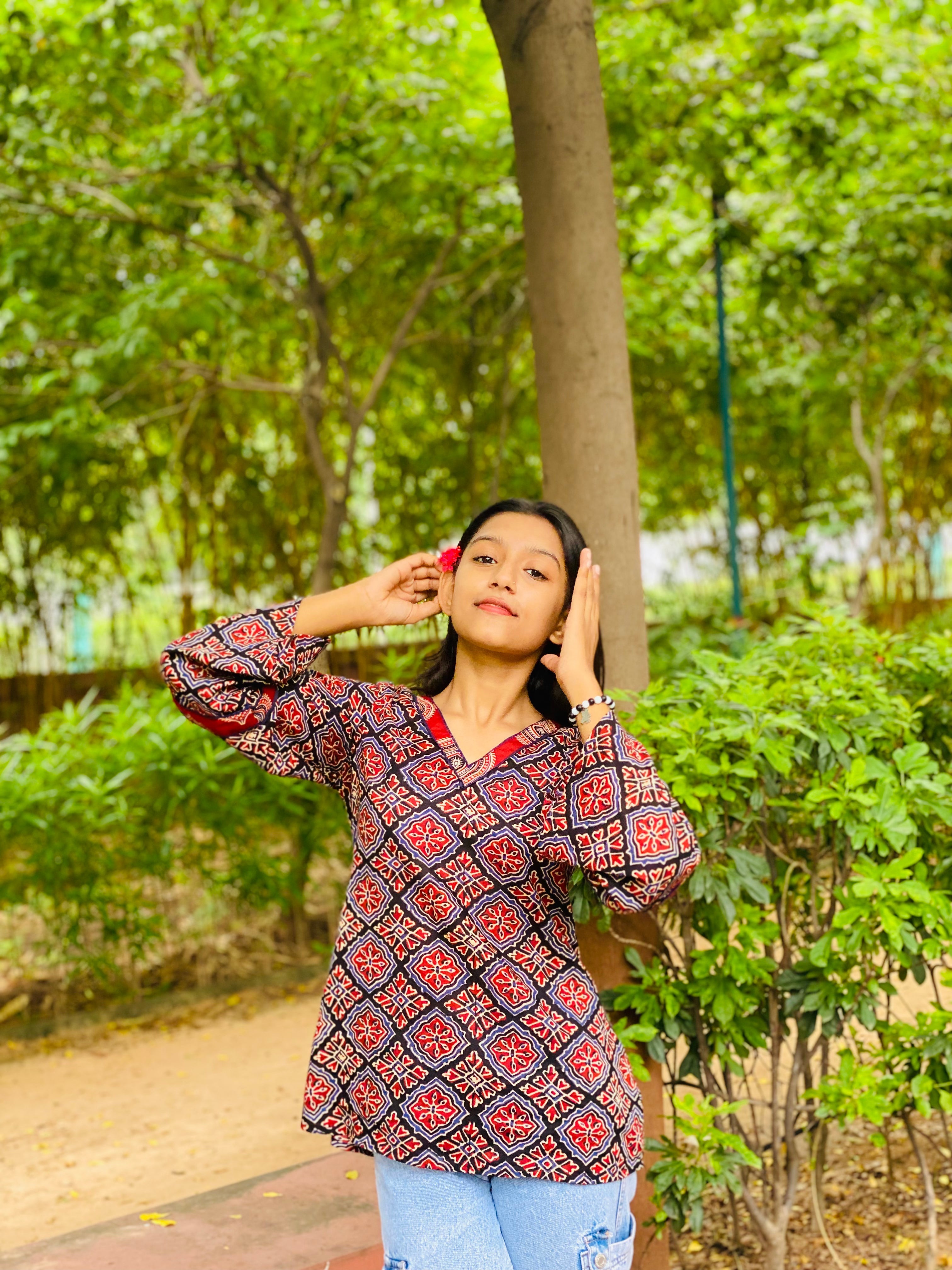 Azarak work short kurti