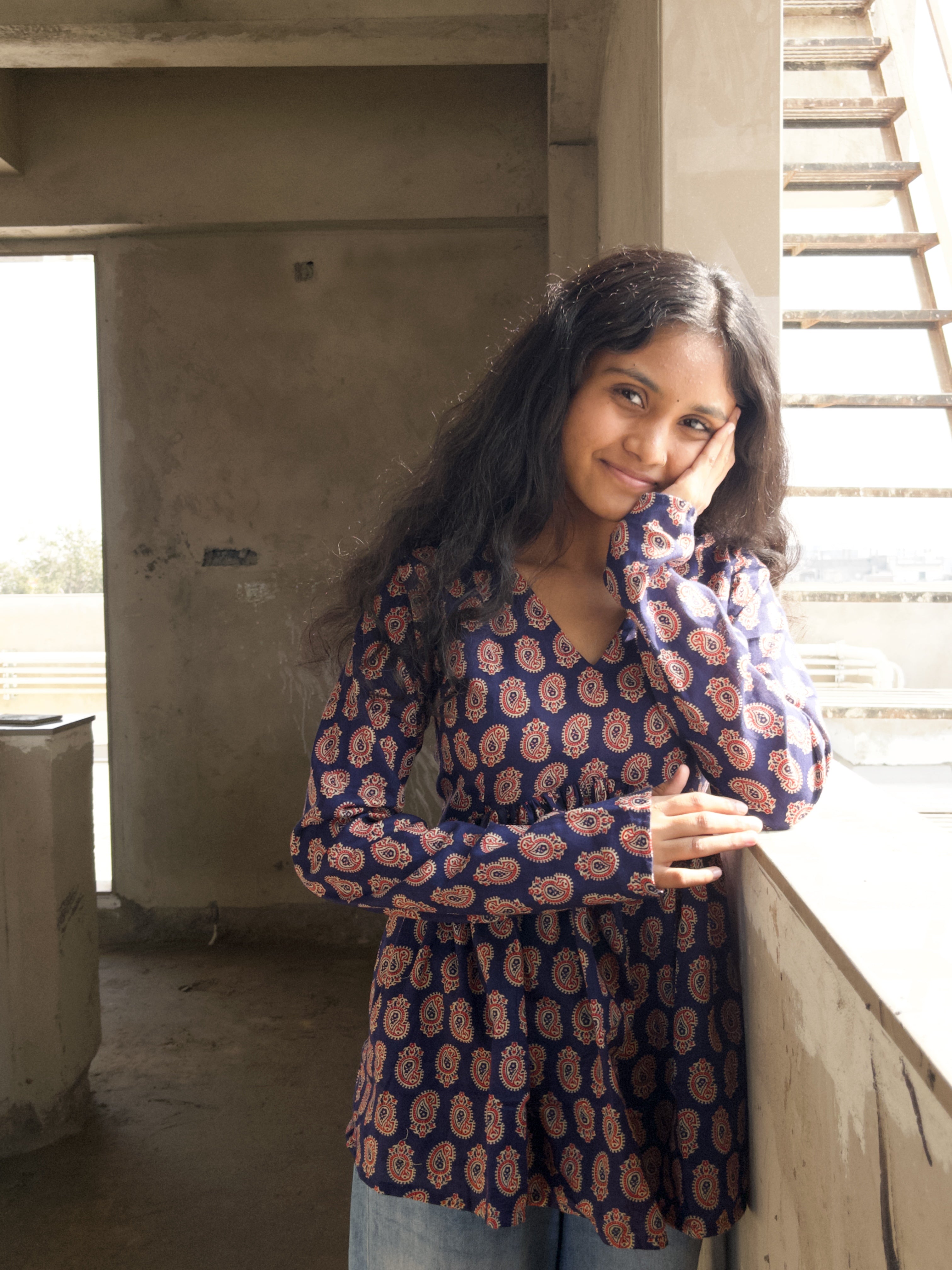 Morni Neel Short V-Neck Kurti