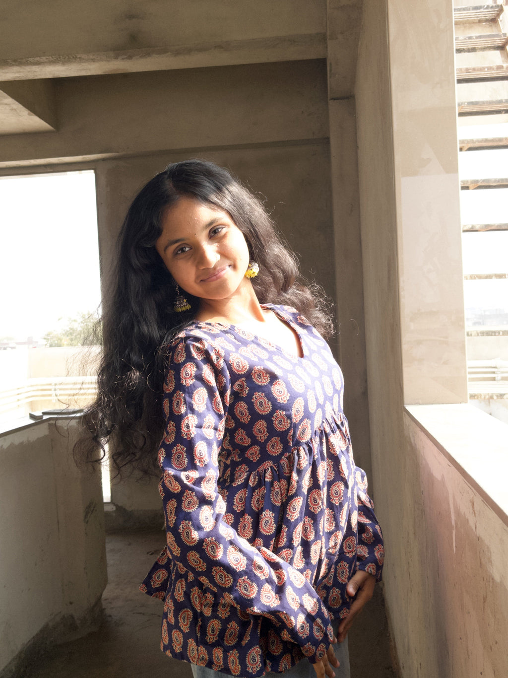 Morni Neel Short V-Neck Kurti